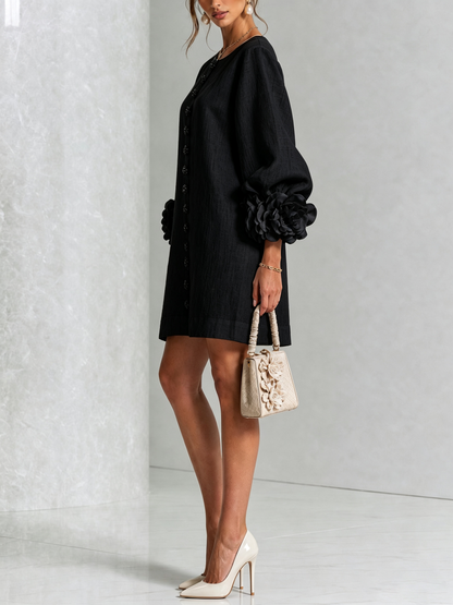 Cecilia | Vestido de lino con puños de rosas, negro