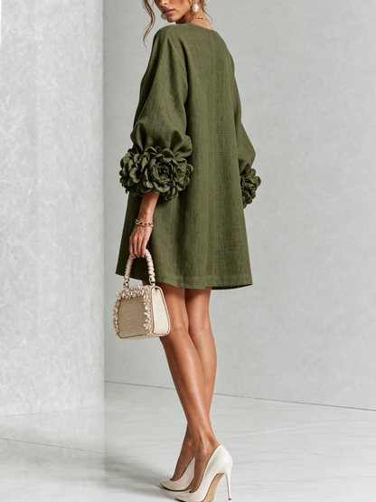 Gaia |  Vestido de lino con puños de rosas, Verde Oliva